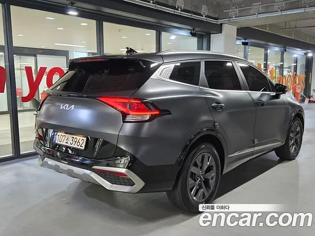 Kia Sportage Sportage 5-е поколение Бензин 1.6 турбо 2WD — Фото автомобиля 2