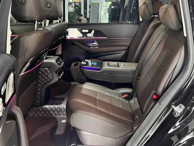 Mercedes-Benz GLS-Class — Фото автомобиля 24