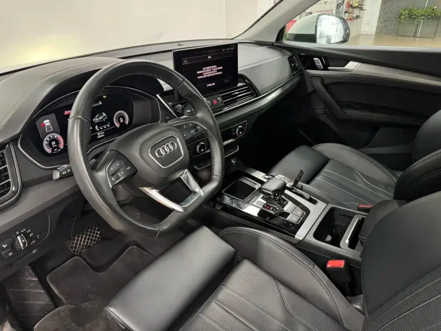 Audi Q5L — Фото автомобиля 9
