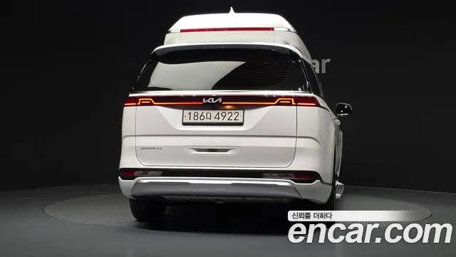 Kia Carnival 4th Gen — Фото автомобиля 4