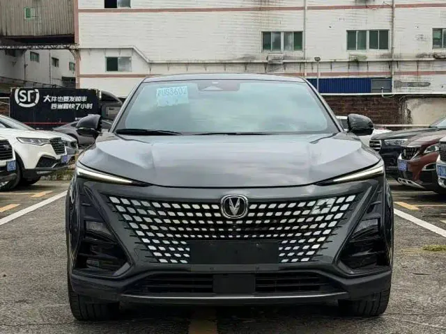 Фотография автомобиля — Changan UNI-T