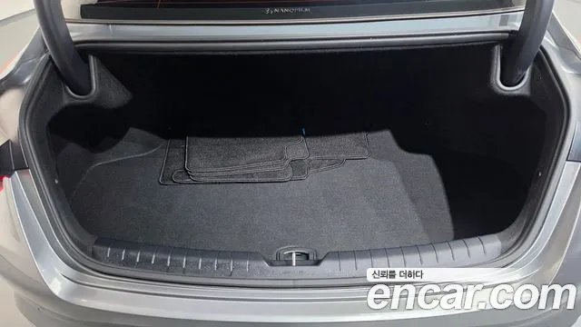 Kia K8 K8 Hybrid — Фото автомобиля 25