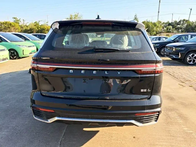 Geely Xingyue L — Фото автомобиля 5