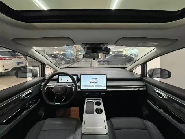 GAC Aion Y — Фото автомобиля 6