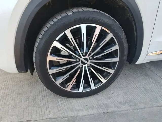 Geely Xingyue L — Фото автомобиля 22
