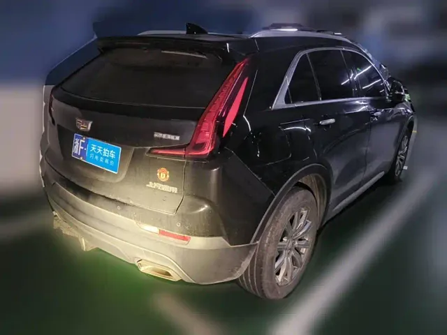 Cadillac XT4 — Фото автомобиля 2