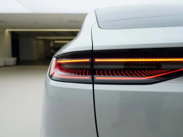 Geely Galaxy Xingyao 8 — Фото автомобиля 14