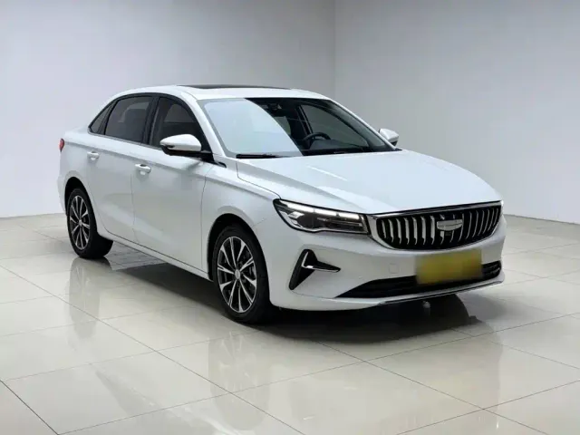 Geely Emgrand — Фото автомобиля 3