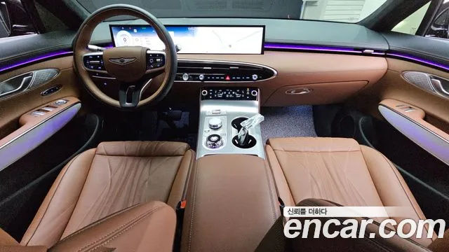 Genesis GV70 — Фото автомобиля 10
