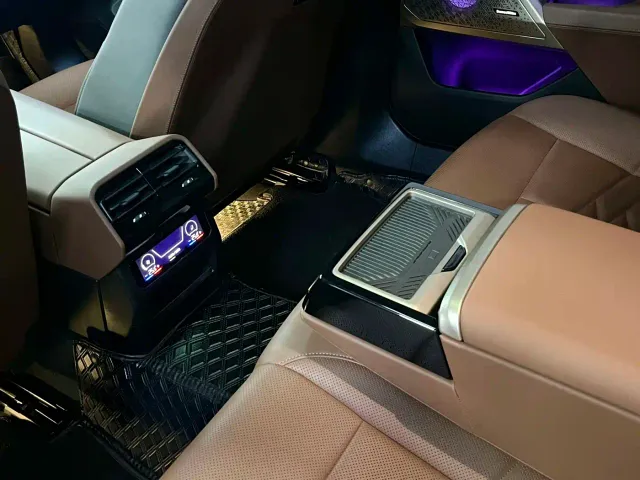BMW 5 Series — Фото автомобиля 8