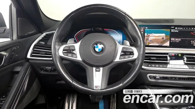 BMW X6 xDrive40i M Sport — Фото автомобиля 13