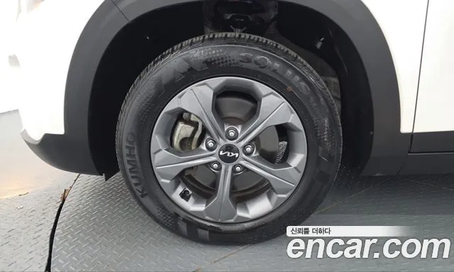 Kia Seltos — Фото автомобиля 5