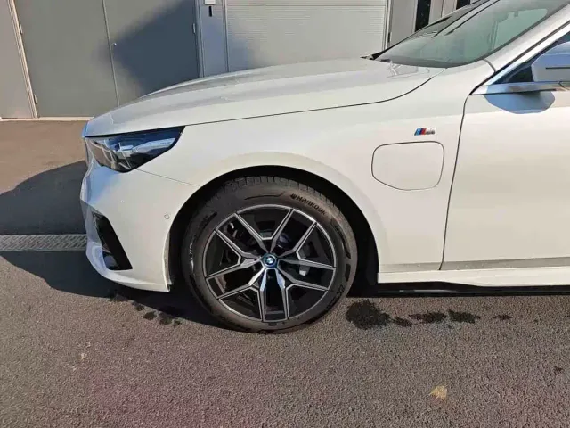 BMW i5 — Фото автомобиля 6
