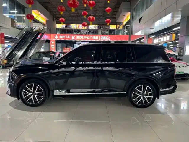 GAC Trumpchi ES9 — Фото автомобиля 3