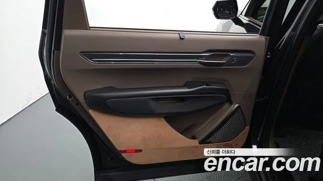 Kia EV9 — Фото автомобиля 24