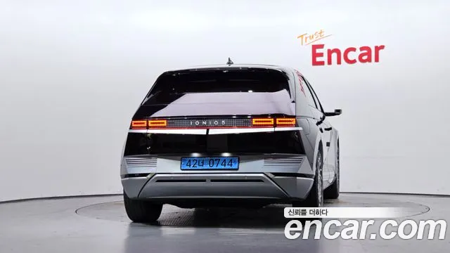 Hyundai Ioniq5 Ioniq5 Long Range AWD — Фото автомобиля 4