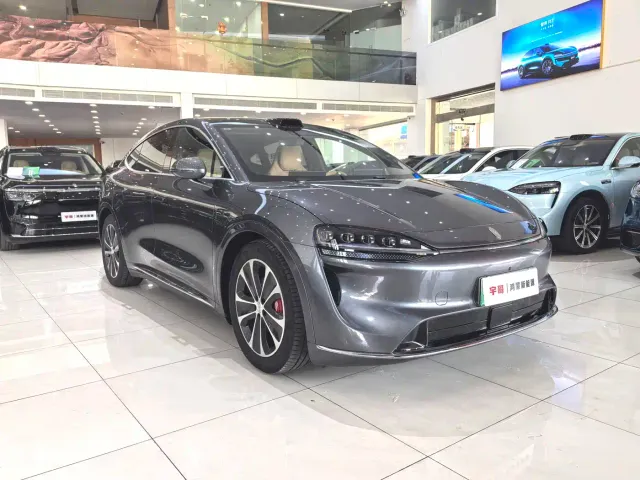 Luxeed R7 — Фото автомобиля 2
