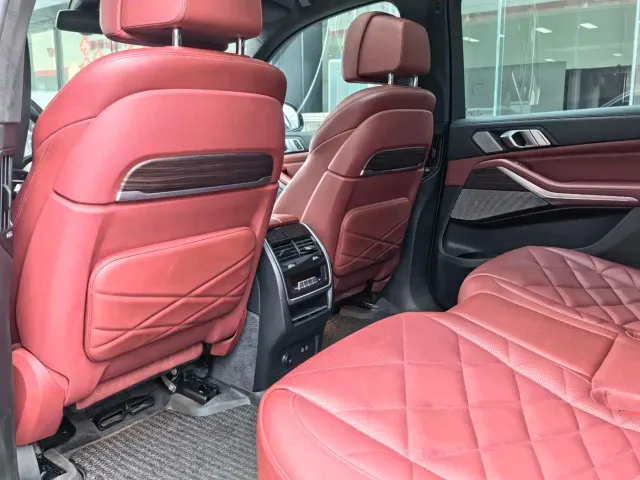 BMW X5 — Фото автомобиля 10