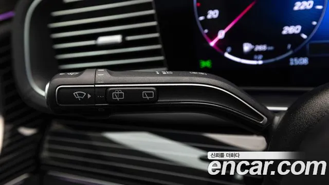 Mercedes-Benz GLS-Class — Фото автомобиля 18