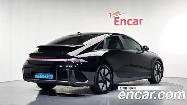 Hyundai Ioniq 6 — Фото автомобиля 2