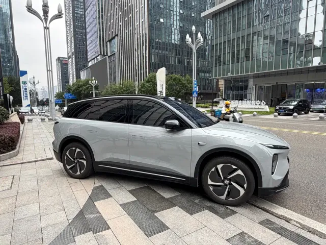 Nio ES6 — Фото автомобиля 3