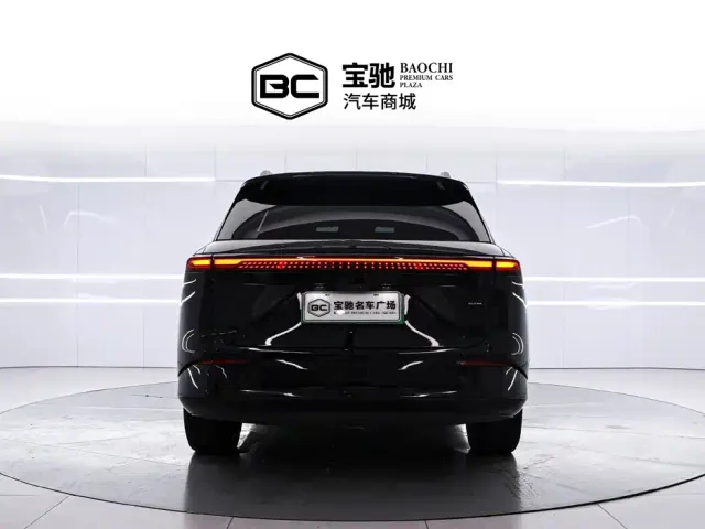 Xpeng G9 — Фото автомобиля 4