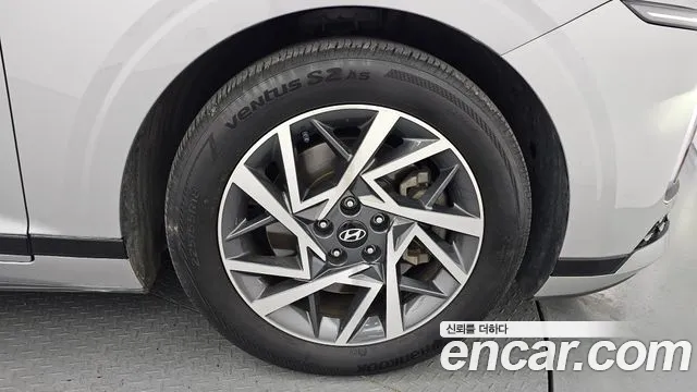 Hyundai Grandeur Grandeur (GN7) 3.5 LPG 2WD (Такси) — Фото автомобиля 21