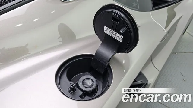 Lotus Emira — Фото автомобиля 28