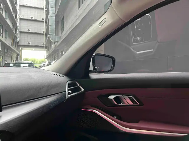 BMW 3 Series — Фото автомобиля 7