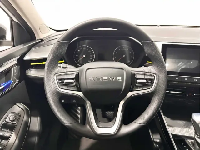 Roewe i5 — Фото автомобиля 8