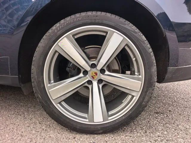 Porsche Macan — Фото автомобиля 5