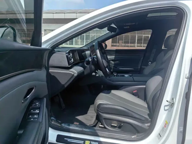 BYD Qin L — Фото автомобиля 13