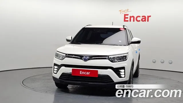 KG_Mobility_Ssangyong TIBOLI Very New Tivoli Бензин 1.5 2WD — Фото автомобиля 3