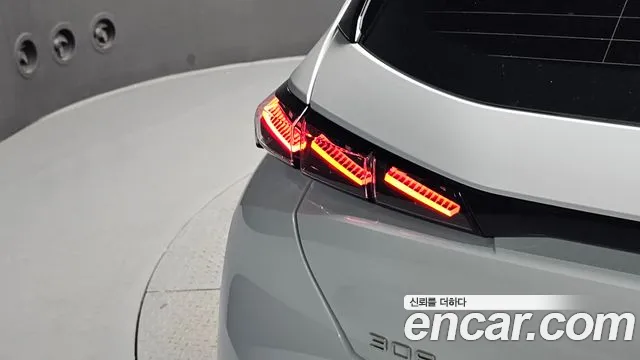 Peugeot 308 — Фото автомобиля 19