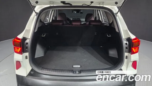 Kia Seltos — Фото автомобиля 20