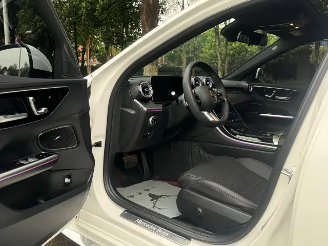 Mercedes-Benz C-Class — Фото автомобиля 9
