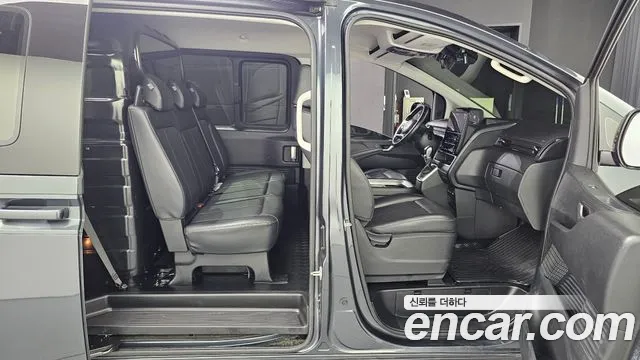 Hyundai Staria — Фото автомобиля 12