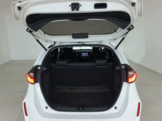 Honda Fit — Фото автомобиля 18