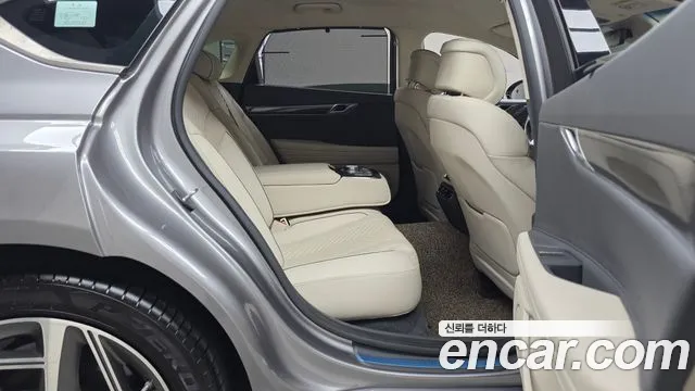 Genesis G80 RG3 — Фото автомобиля 11