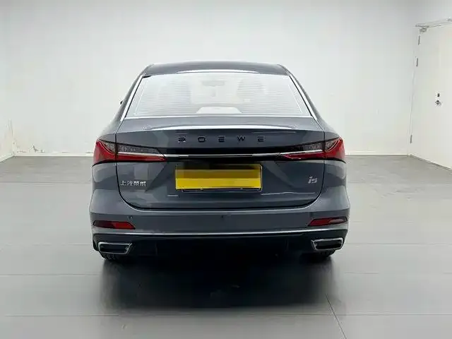 Roewe i5 — Фото автомобиля 5