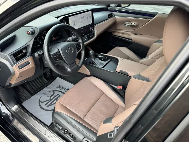 Lexus ES — Фото автомобиля 10