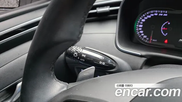 Hyundai Tucson Tucson (NX4) Бензин 1.6 турбо 2WD — Фото автомобиля 27