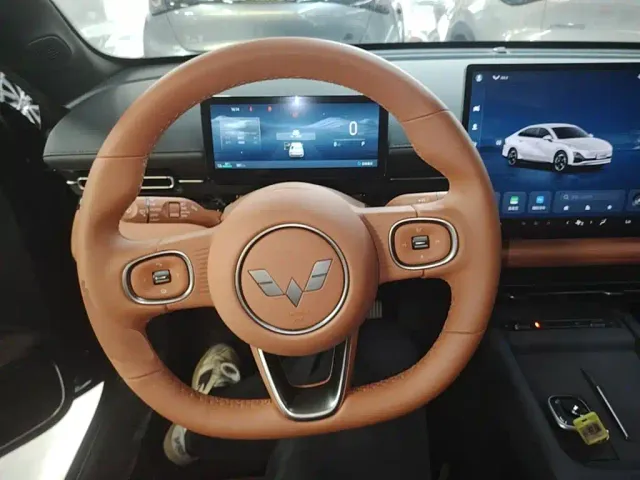 Wuling Starlight — Фото автомобиля 10