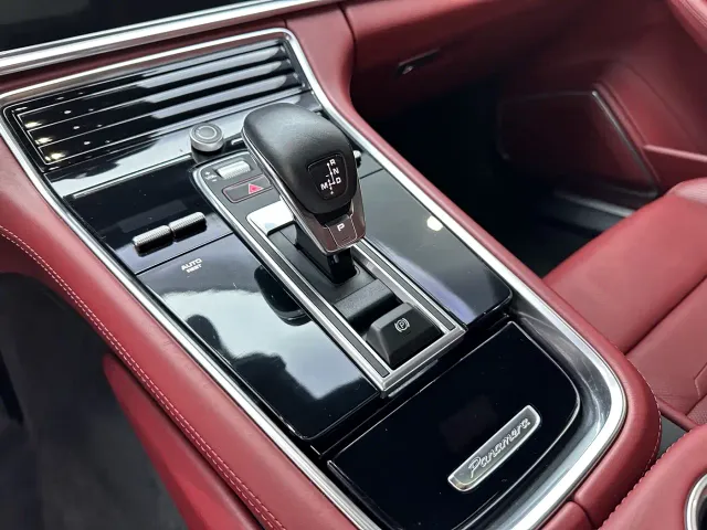 Porsche Panamera — Фото автомобиля 7