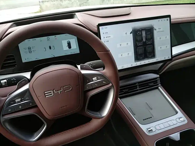 BYD Seal 07 DM-i 2026 DM-i 1.5T 230km Flagship — Фото автомобиля 13