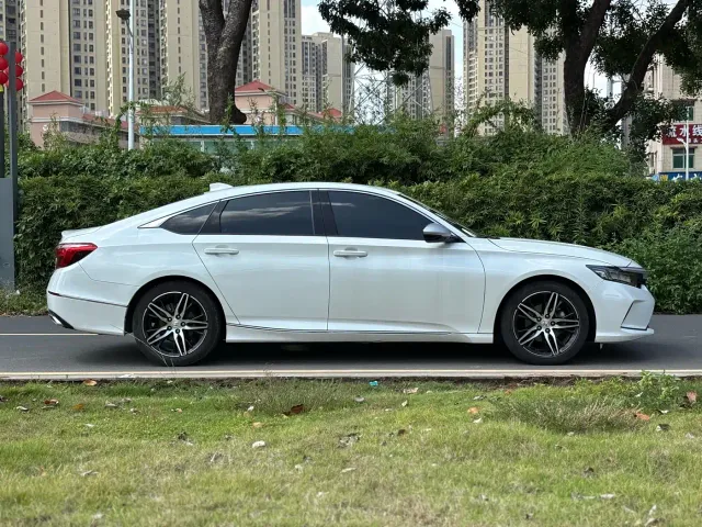 Honda Inspire — Фото автомобиля 4