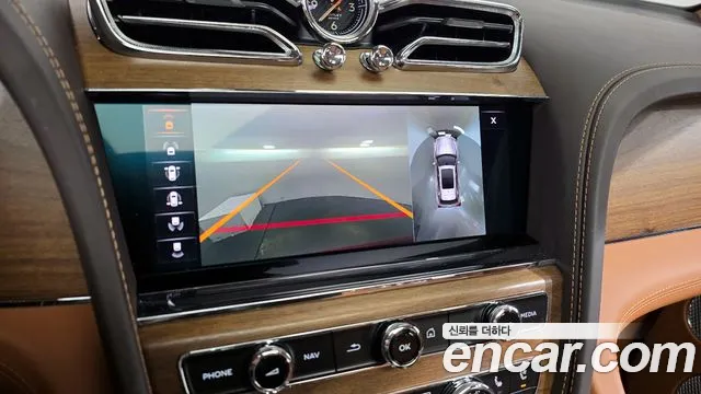 Bentley Bentayga Bentayga 4.0 V8 Azure — Фото автомобиля 17
