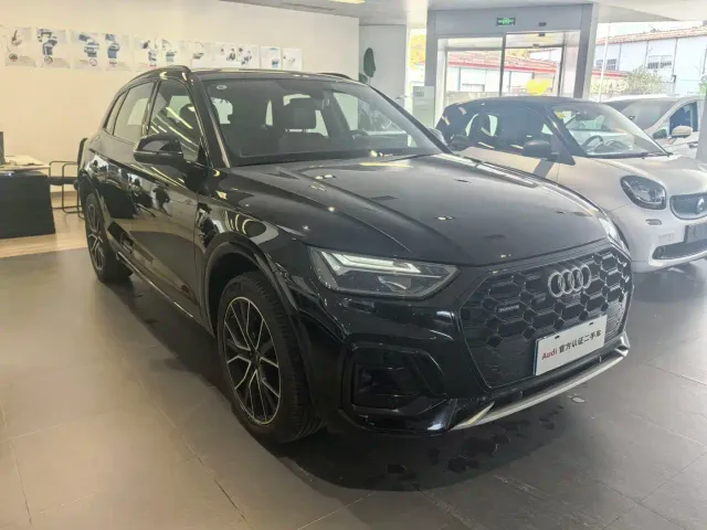 Audi Q5L — Фото автомобиля 2