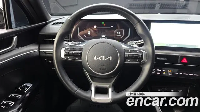 Kia K5 Generation 3 — Фото автомобиля 14