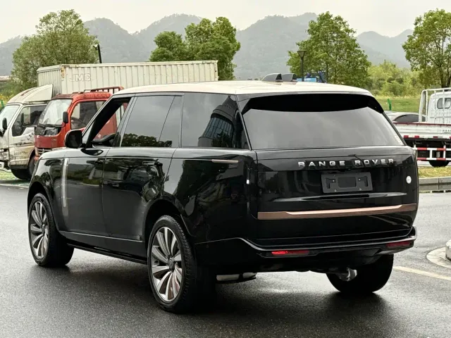 Land Rover Range Rover — Фото автомобиля 4